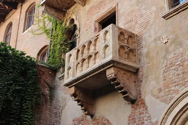The balcony of Juliet's house in Verona, the namesake of Romeo and Juliet laws